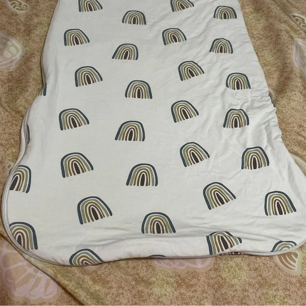 Kyte Baby Sleep Bag 1.0 TOG in Aloe Rainbow Size Medium